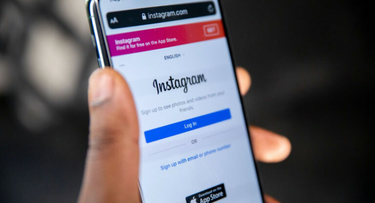 Как забыть данные для входа в Instagram